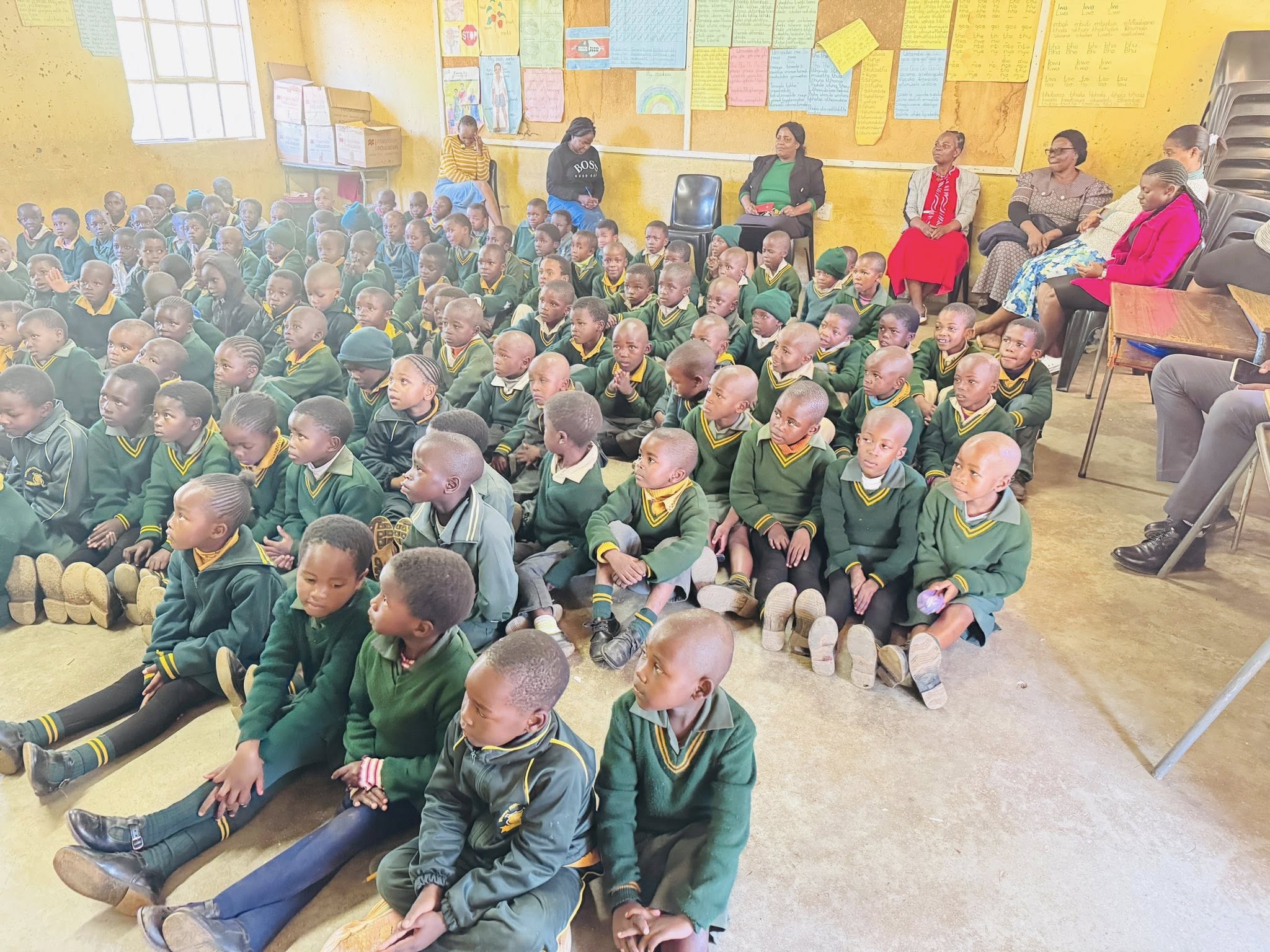 We had the incredible opportunity to visit Mabhawu and Entfubeni Primary schools as part of our Financial Education Outreach Program. It was heartwarming to see the curiosity and enthusiasm of the students as we introduced them to the basics of saving, budgeting, and smart money habits